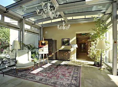 Romantik Bayrisches Haus 4* Potsdam