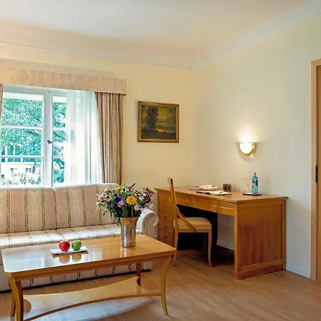 Romantik Bayrisches Haus 4* Potsdam